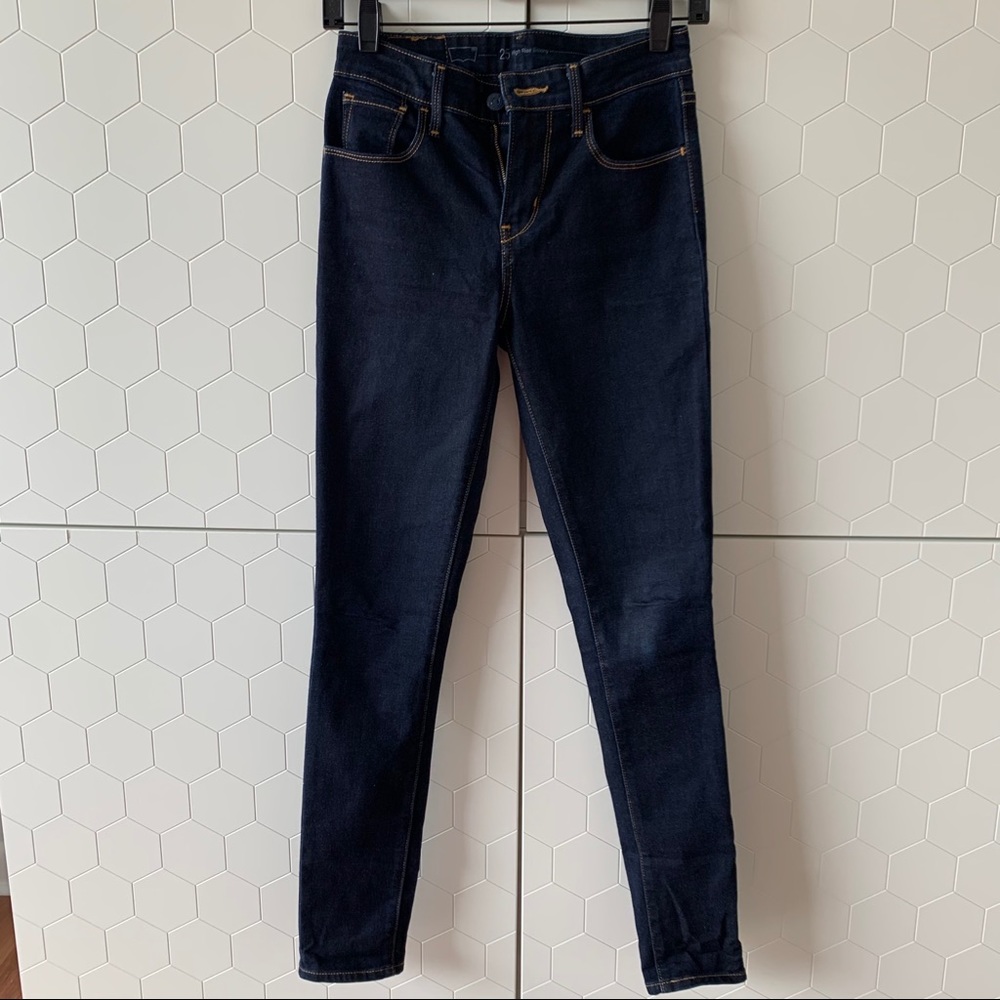 Levi’s High Rise Skinny